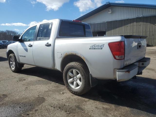 2015 NISSAN TITAN S