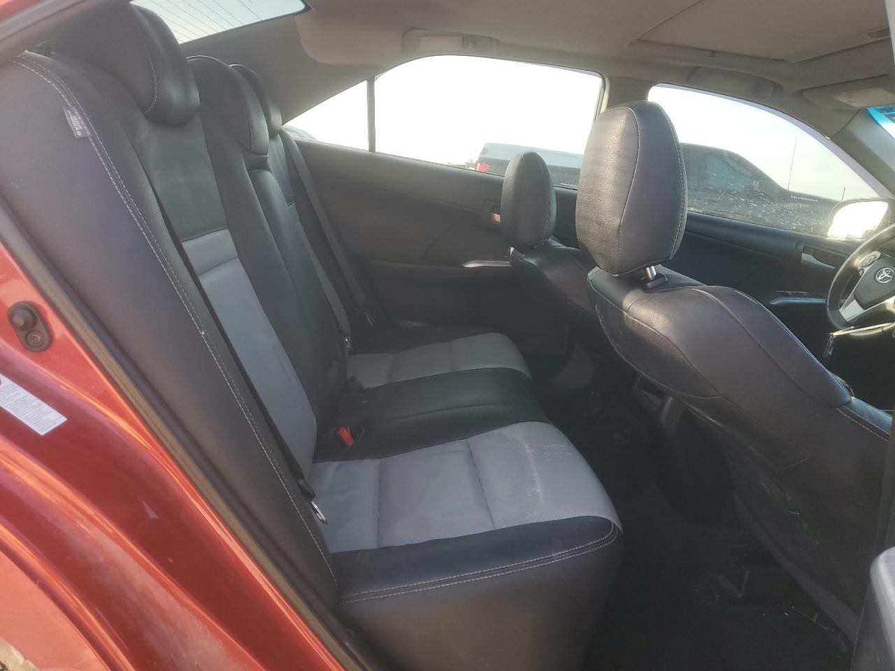 2013 Toyota Camry - Image 11