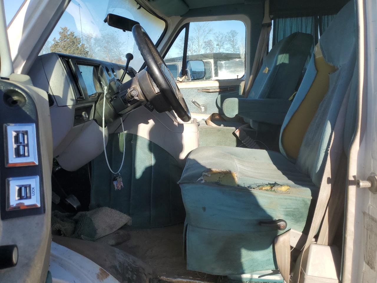 1994 Chevrolet Van - Image 7