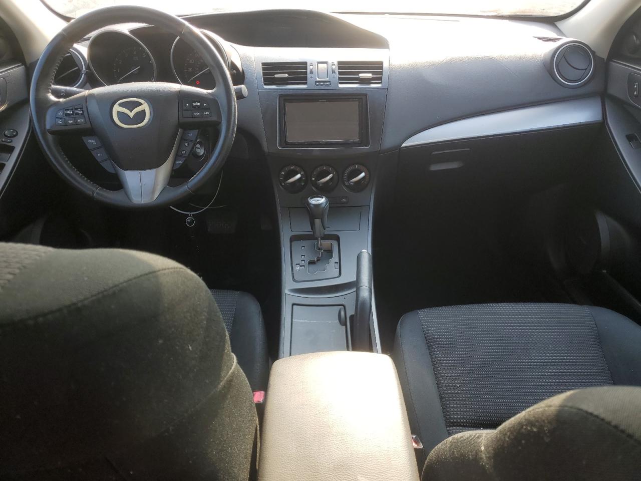 2012 Mazda 3 - Image 8