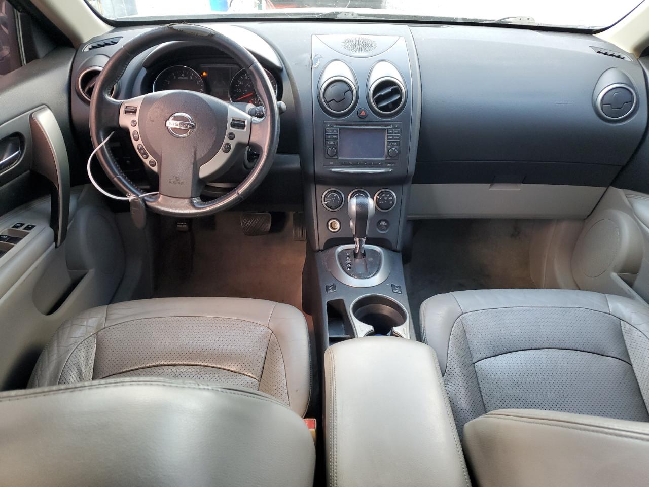 2011 Nissan Rogue - Image 8