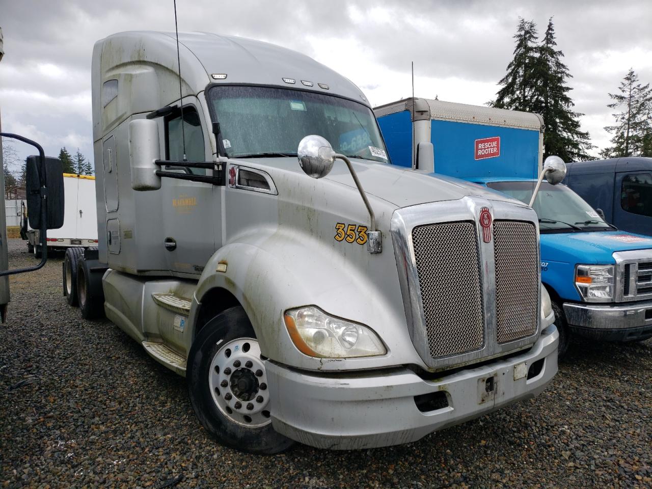 2014 Kenworth Construction T680 Semi Truck for Sale in Graham, WA - Vandalism