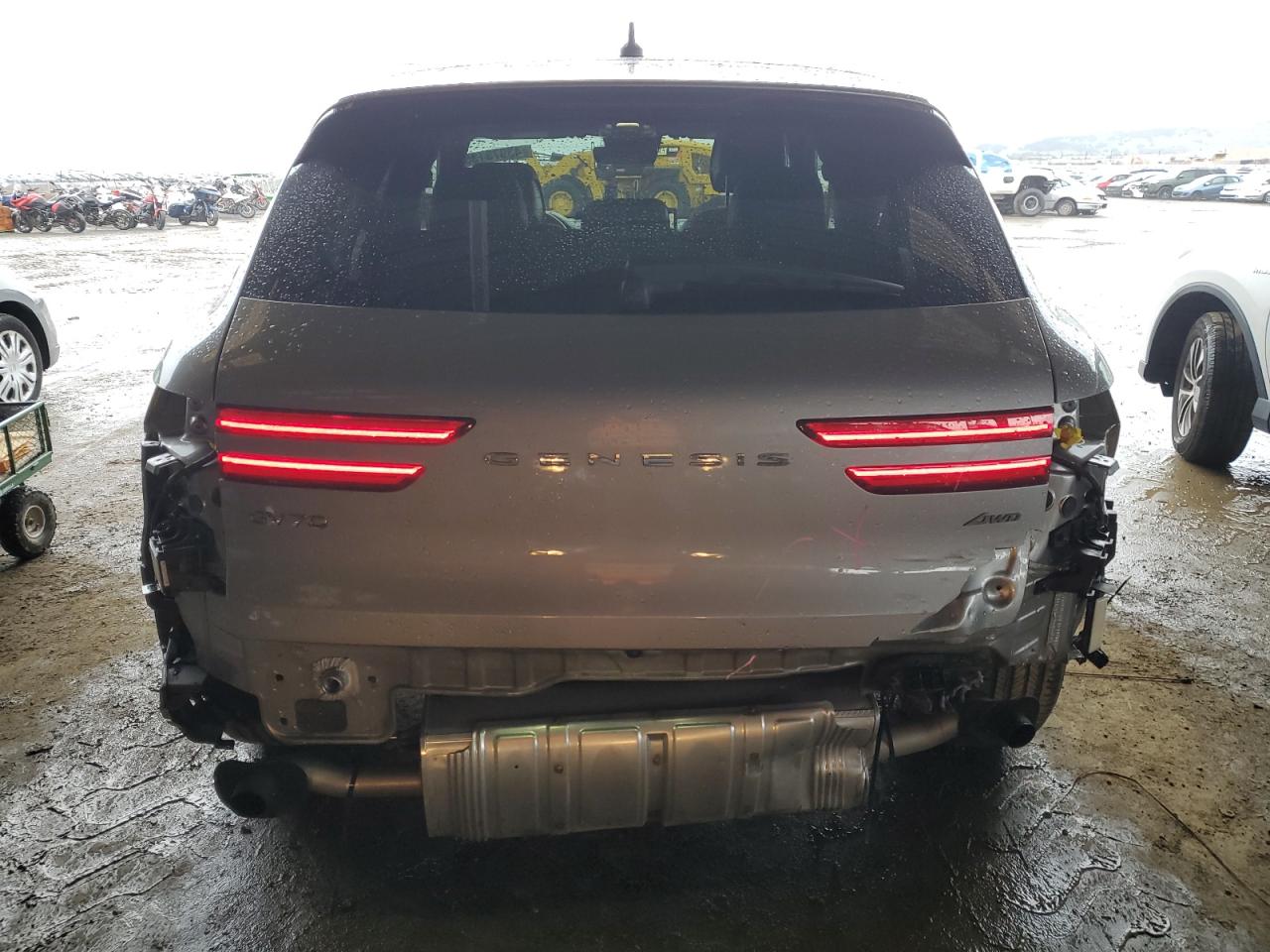 2022 Genesis GV70 - Image 6