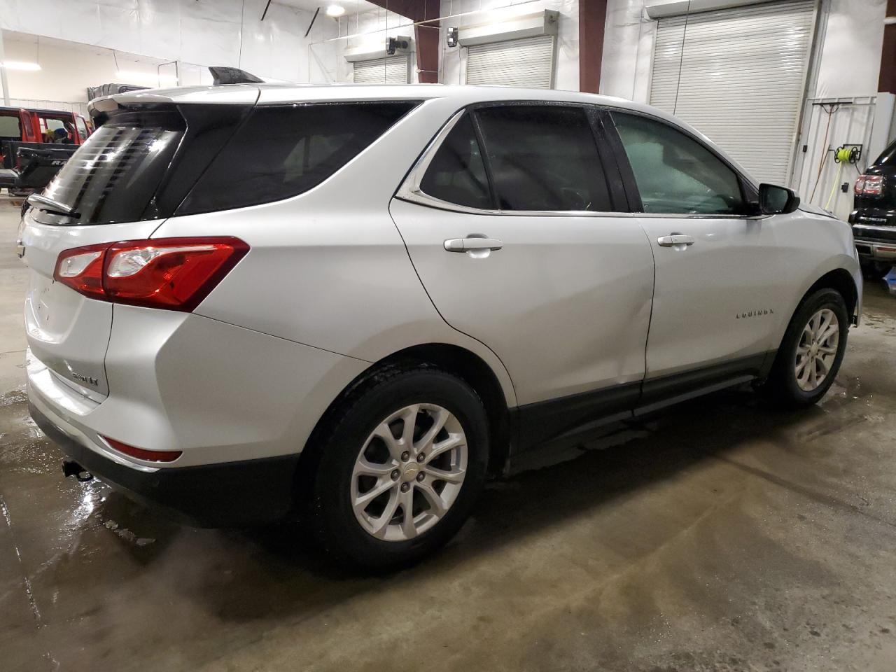 2020 Chevrolet Equinox - Image 3