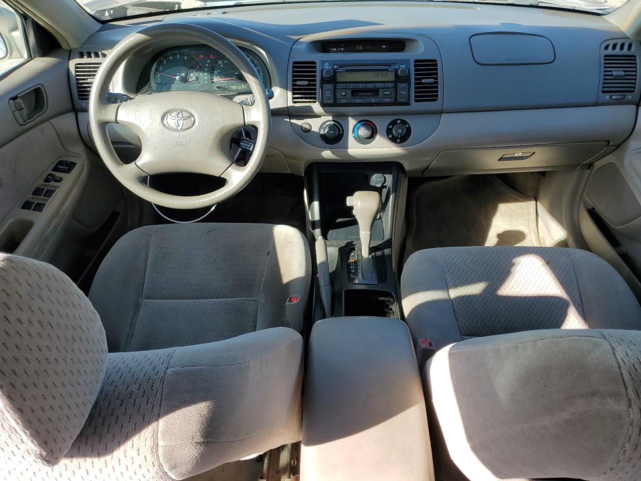 2002 Toyota Camry - Image 8
