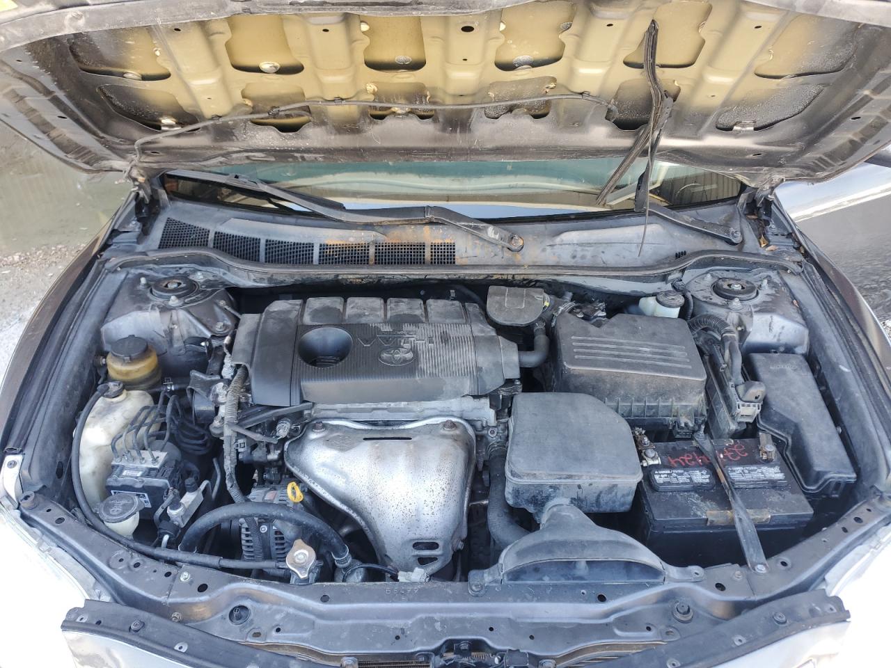 2011 Toyota Camry - Image 11