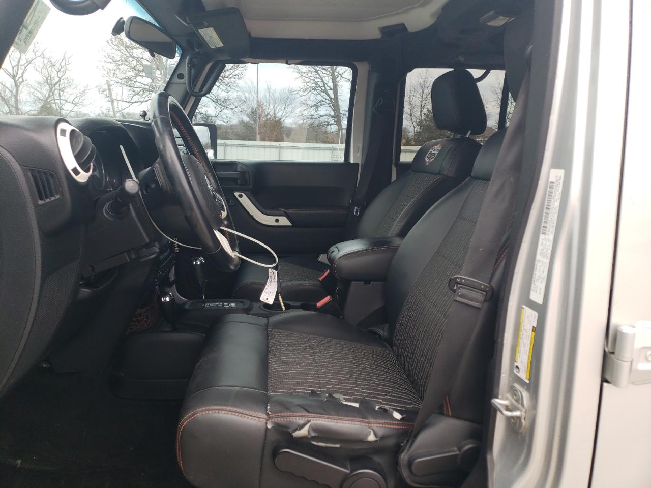 2012 Jeep Wrangler - Image 7