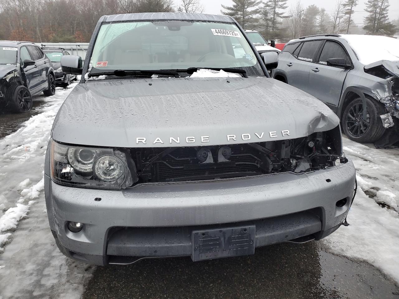 2013 Land Rover Range Rover - Image 5