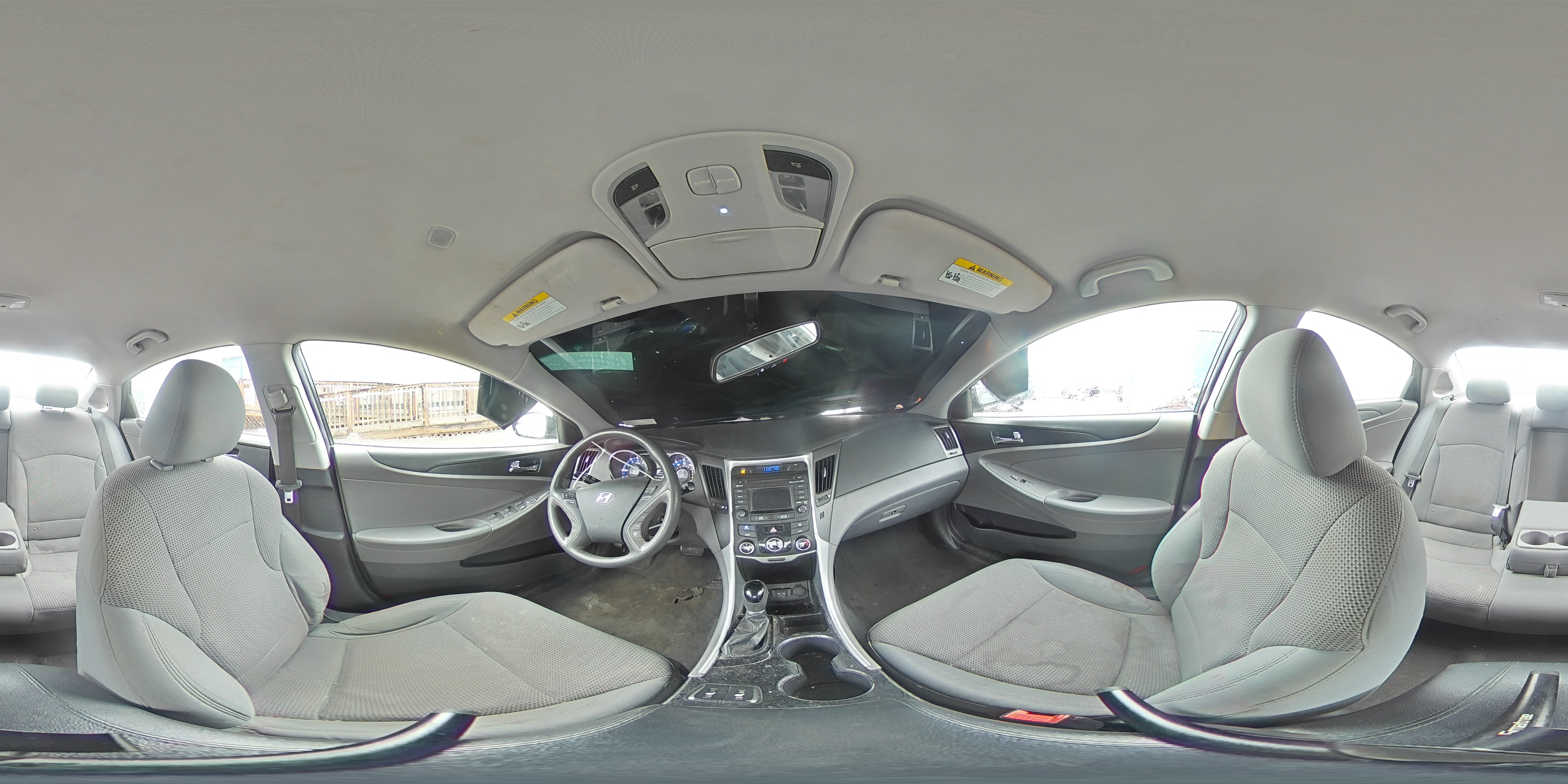 2014 Hyundai Sonata - Image 13
