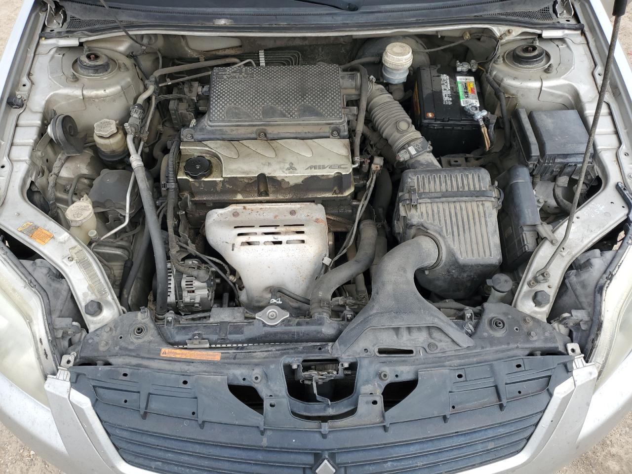 2009 Mitsubishi Galant - Image 11