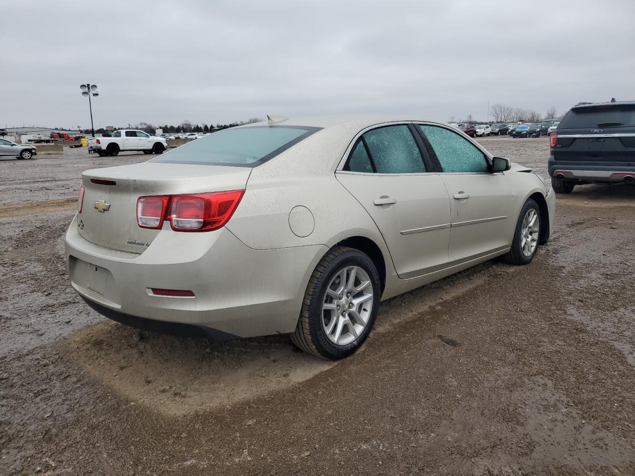 2016 Chevrolet Malibu - Image 3
