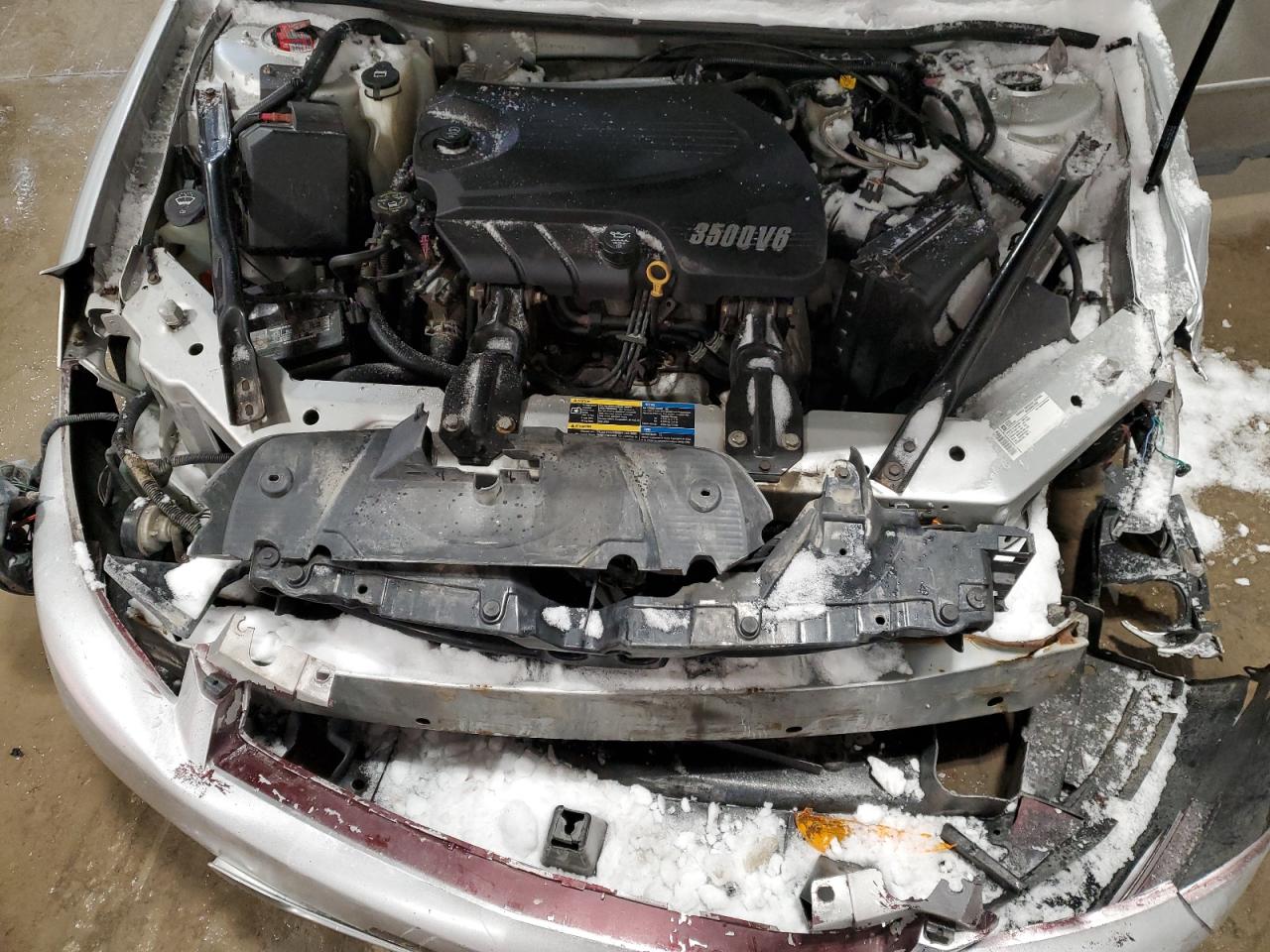 2009 Chevrolet Impala - Image 12