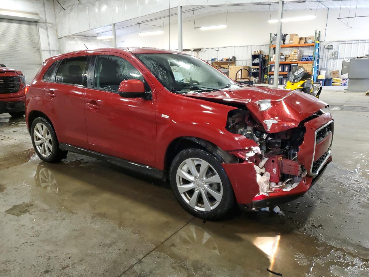 2015 Mitsubishi Outlander - Image 4