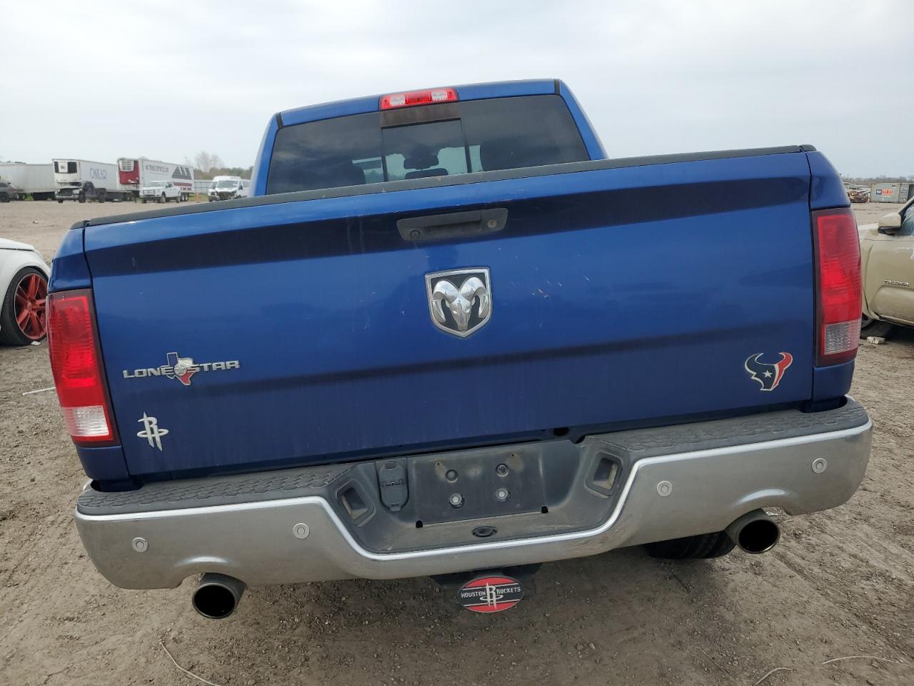 2016 RAM 1500 - Image 6