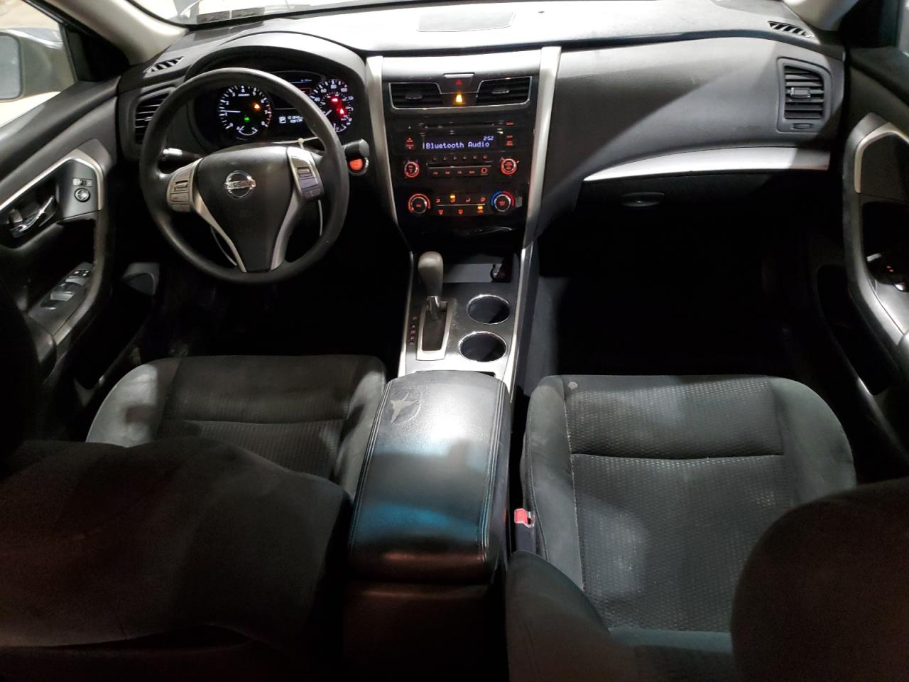 2015 Nissan Altima - Image 8