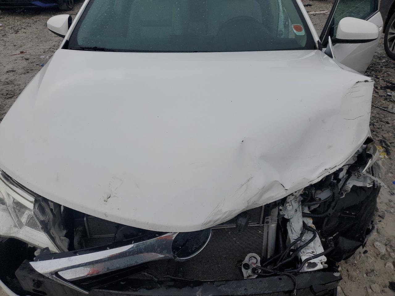2012 Toyota Camry - Image 11