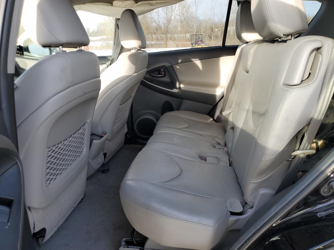 2012 Toyota RAV 4 - Image 11