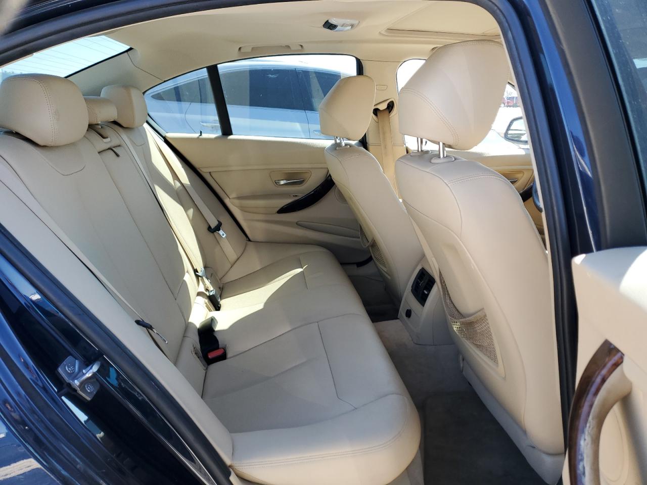 2014 BMW 3er - Image 10