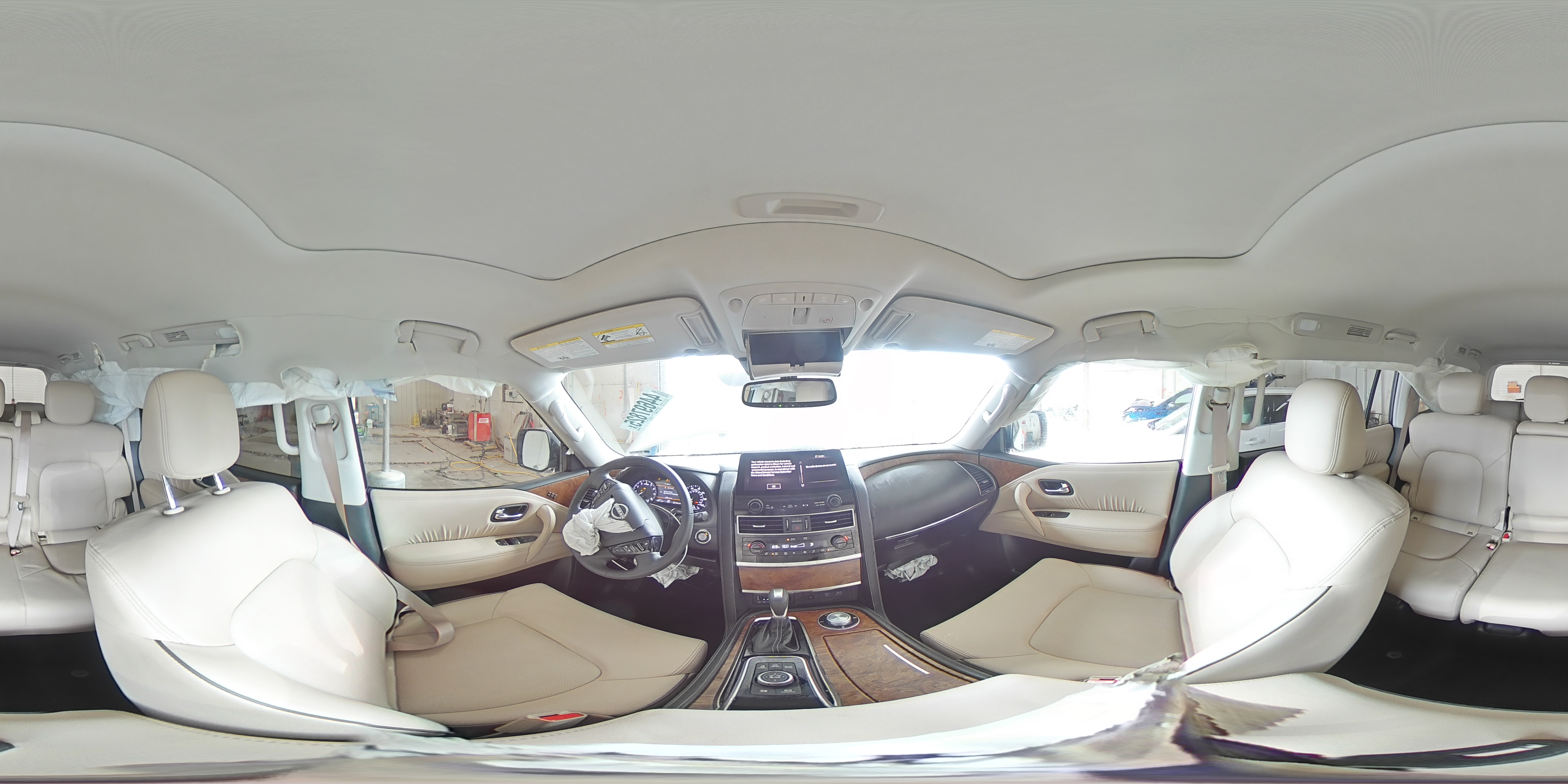 2024 Nissan Armada - Image 16