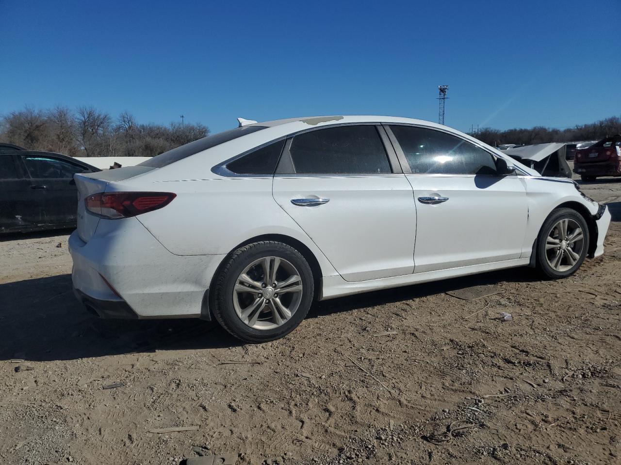 2018 Hyundai Sonata - Image 3