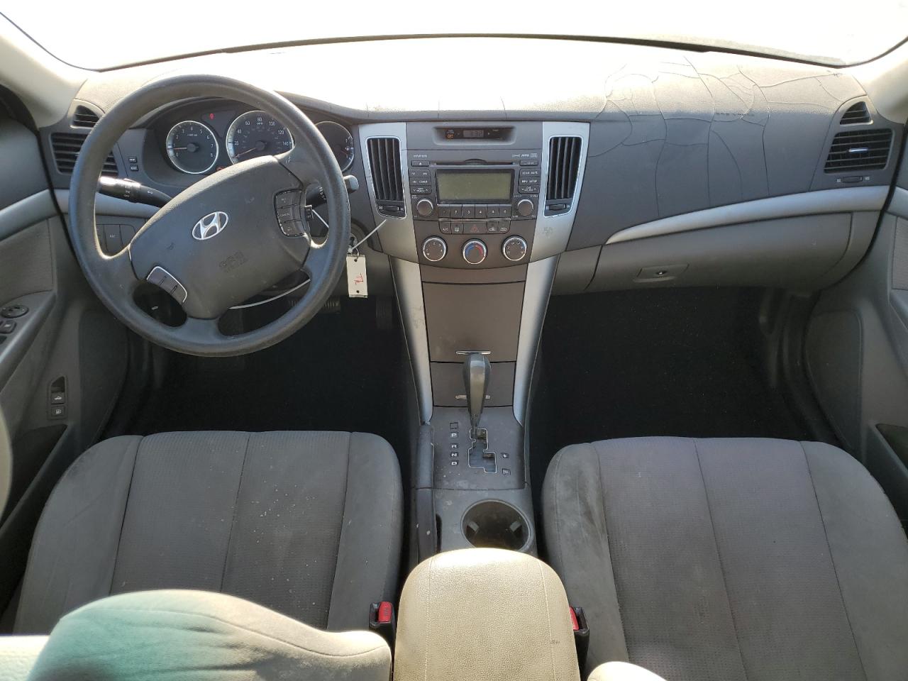 2009 Hyundai Sonata - Image 8