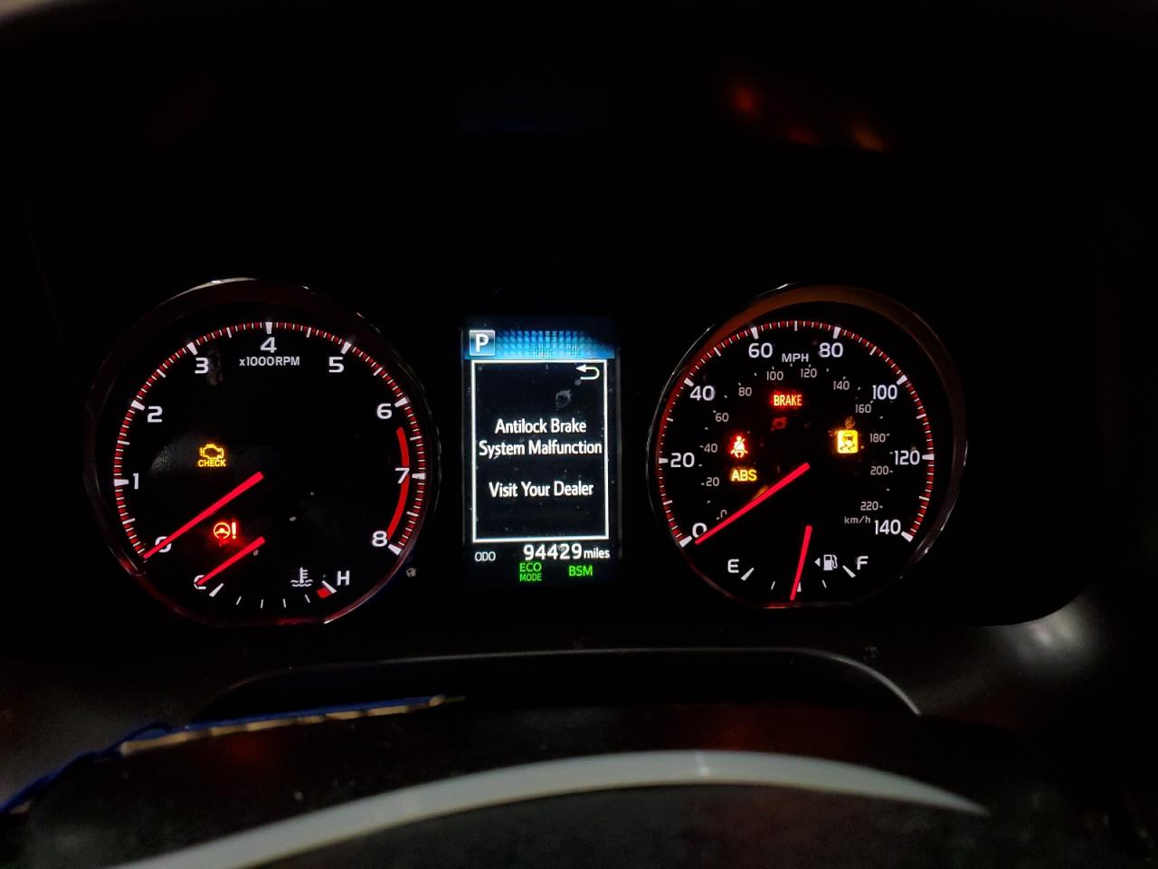 2016 Toyota RAV 4 - Image 9