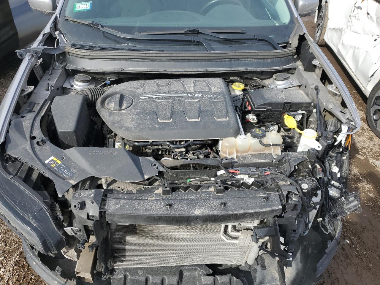 2019 Jeep Grand Cherokee - Image 11