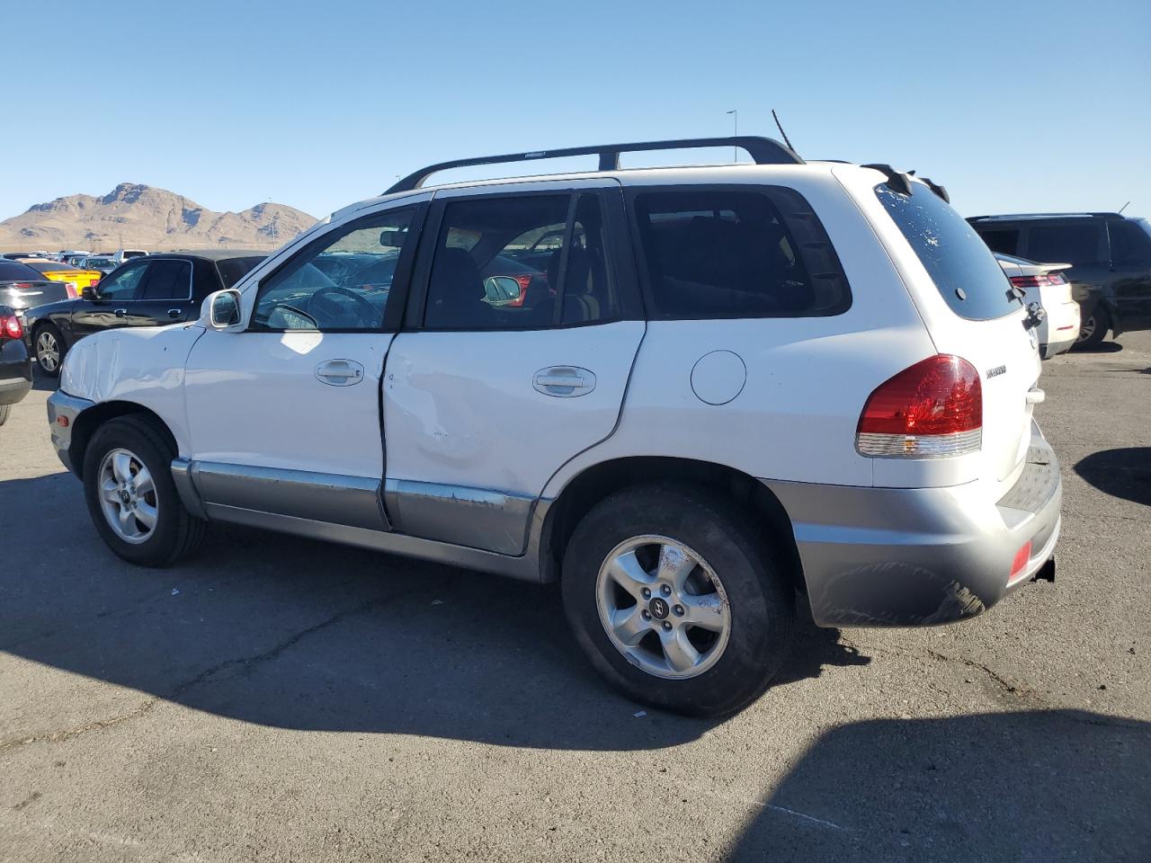 2006 Hyundai Santa Fe - Image 2
