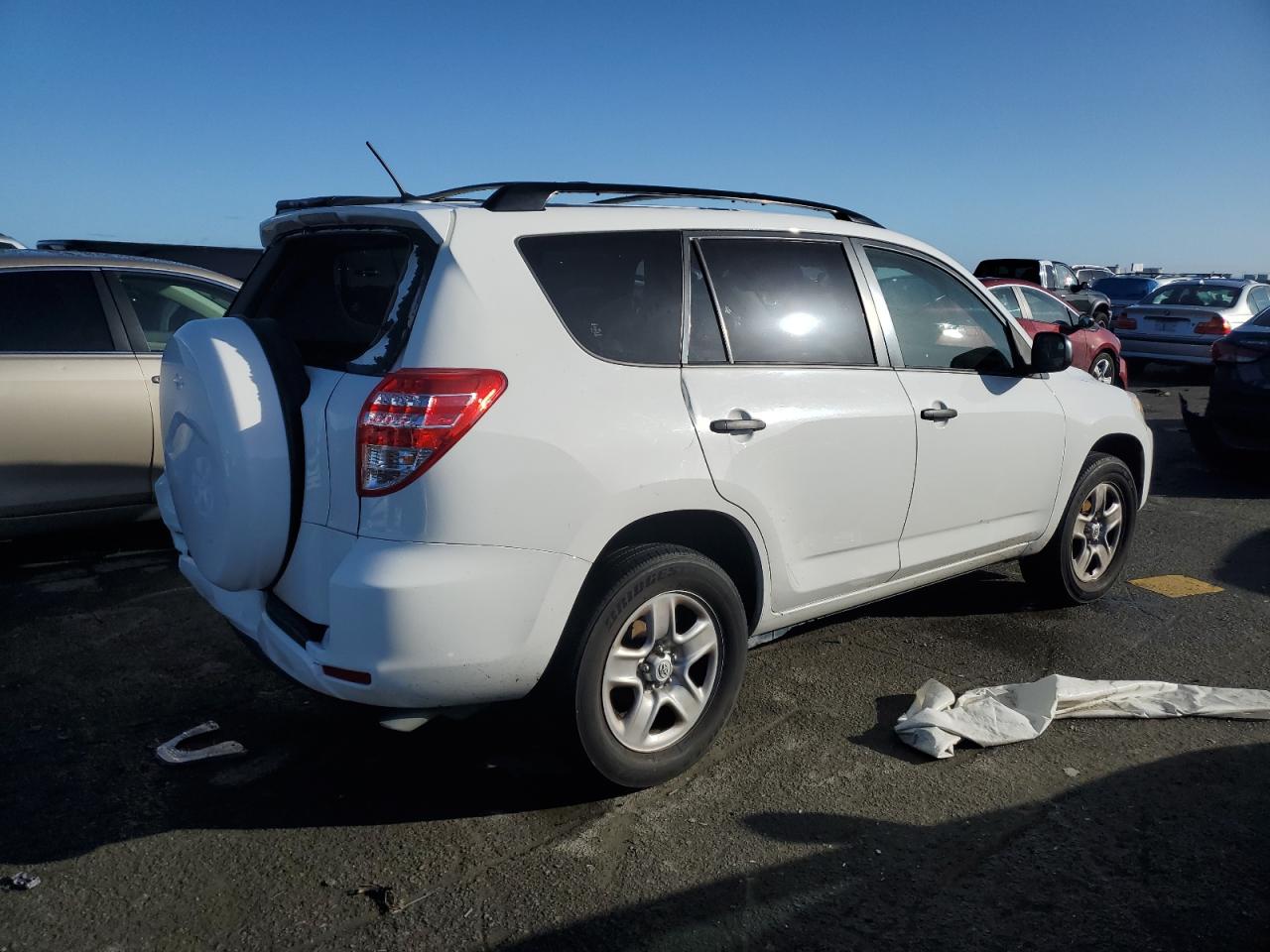 2010 Toyota RAV 4 - Image 3