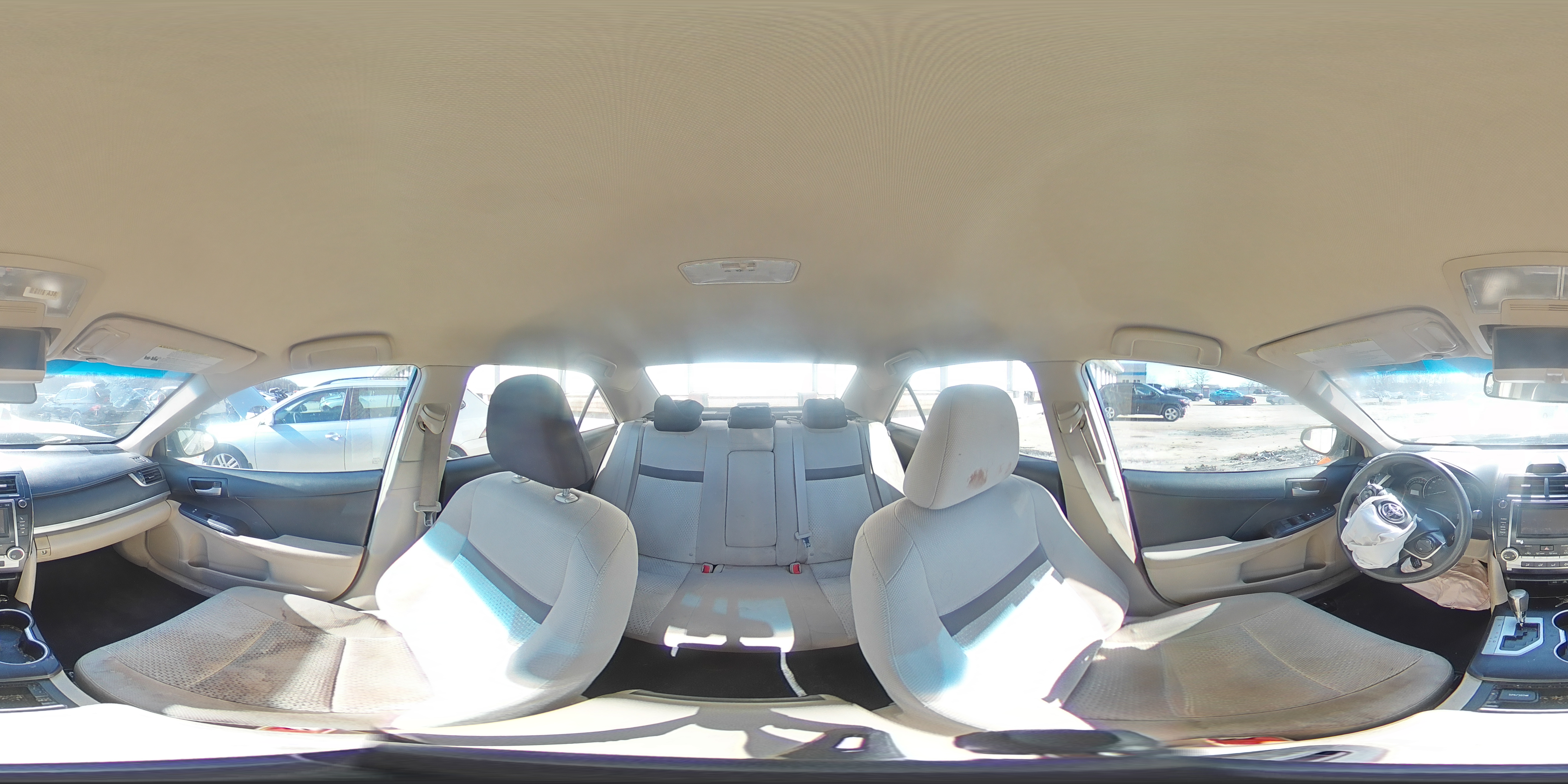2013 Toyota Camry - Image 13