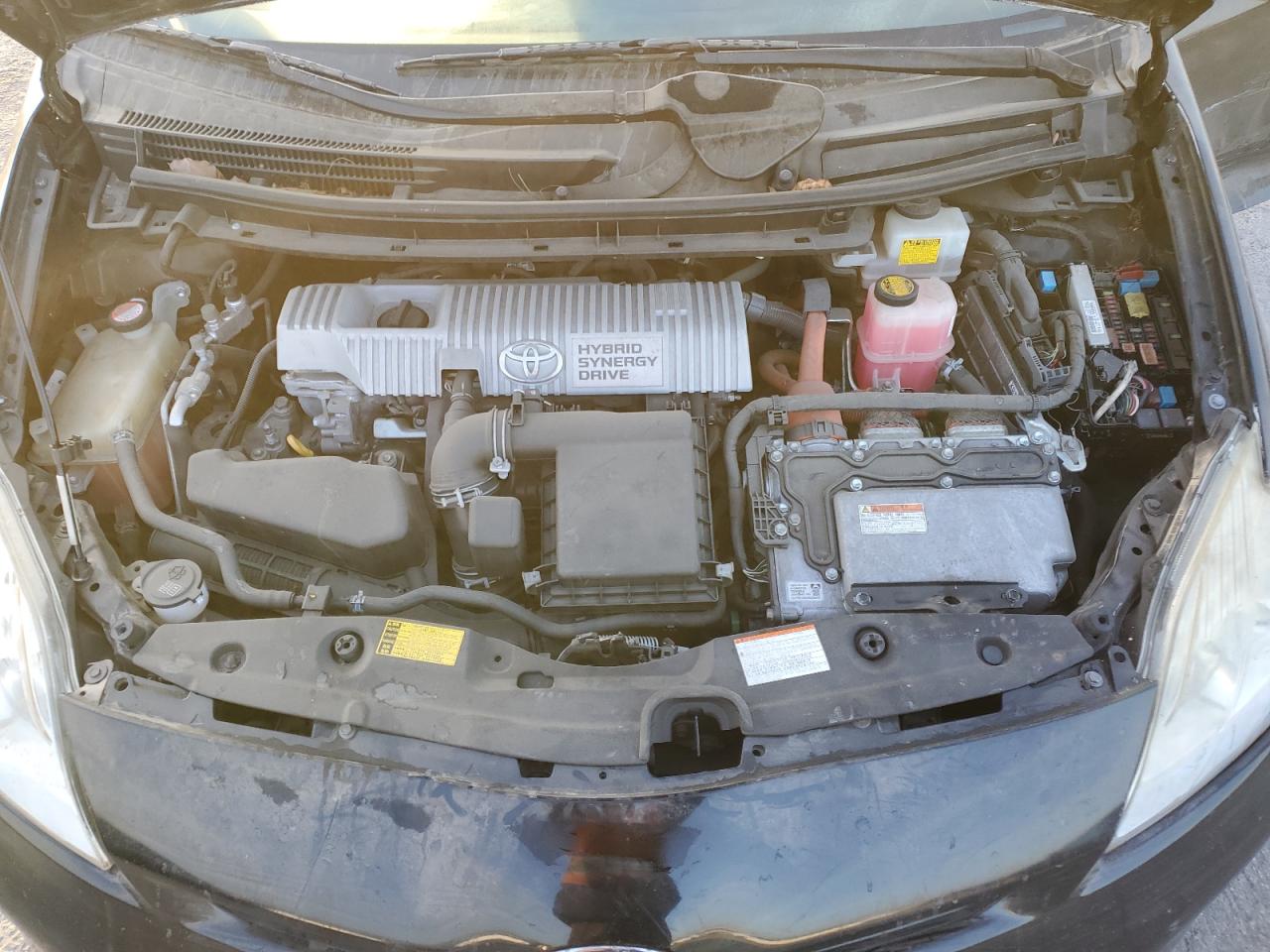 2015 Toyota Prius - Image 12