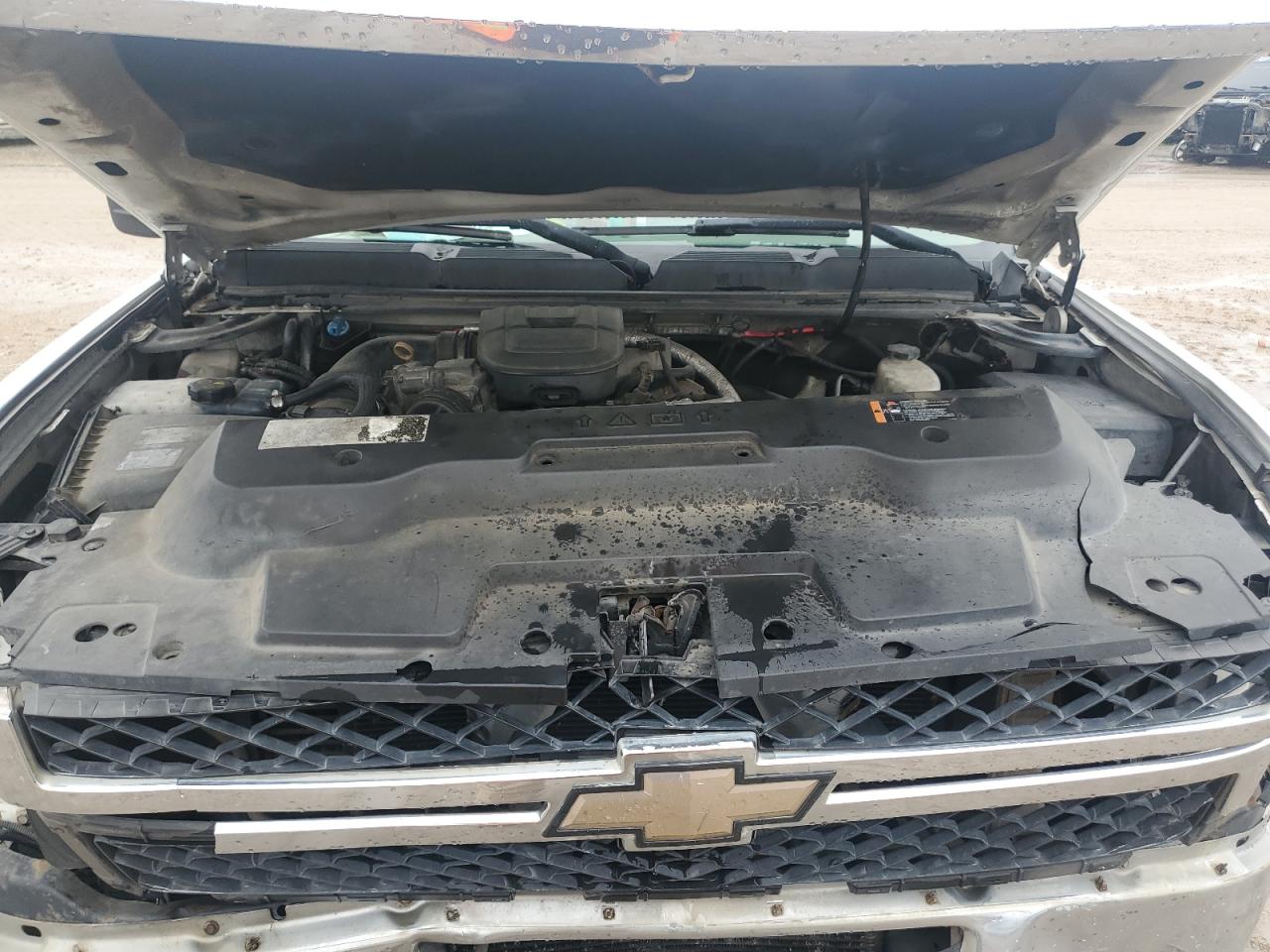2011 Chevrolet Silverado - Image 11