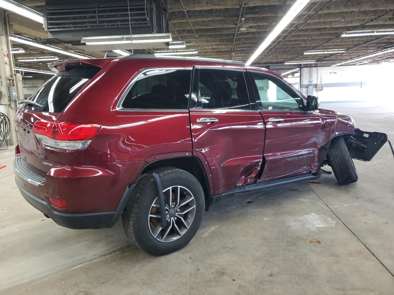 2019 Jeep Grand Cherokee - Image 3