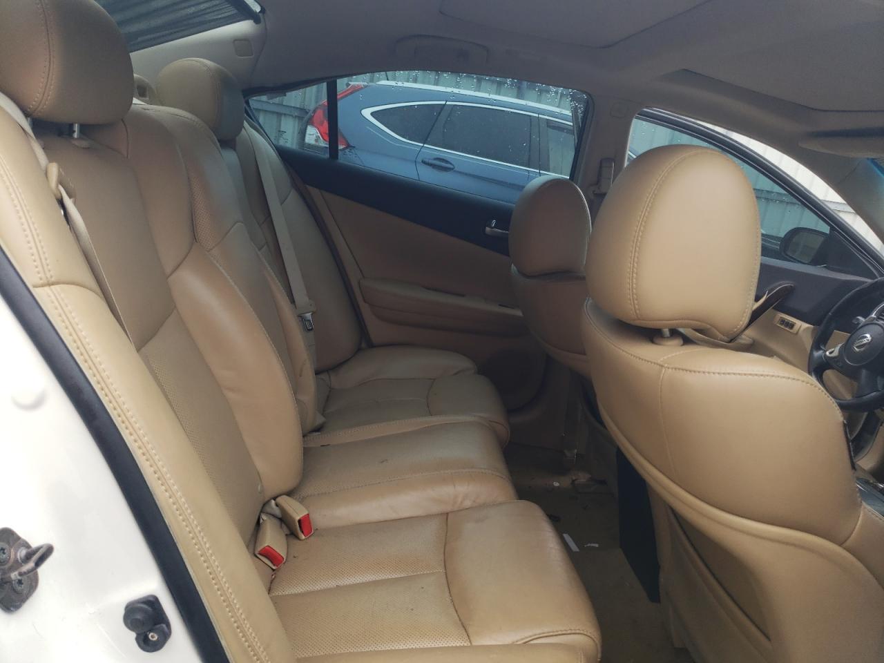 2009 Nissan Maxima - Image 10
