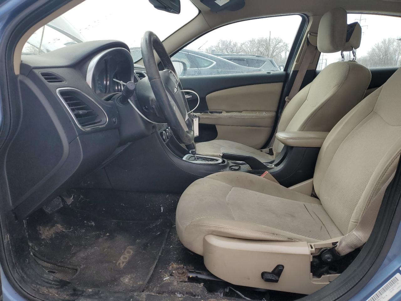 2011 Chrysler 200 - Image 7