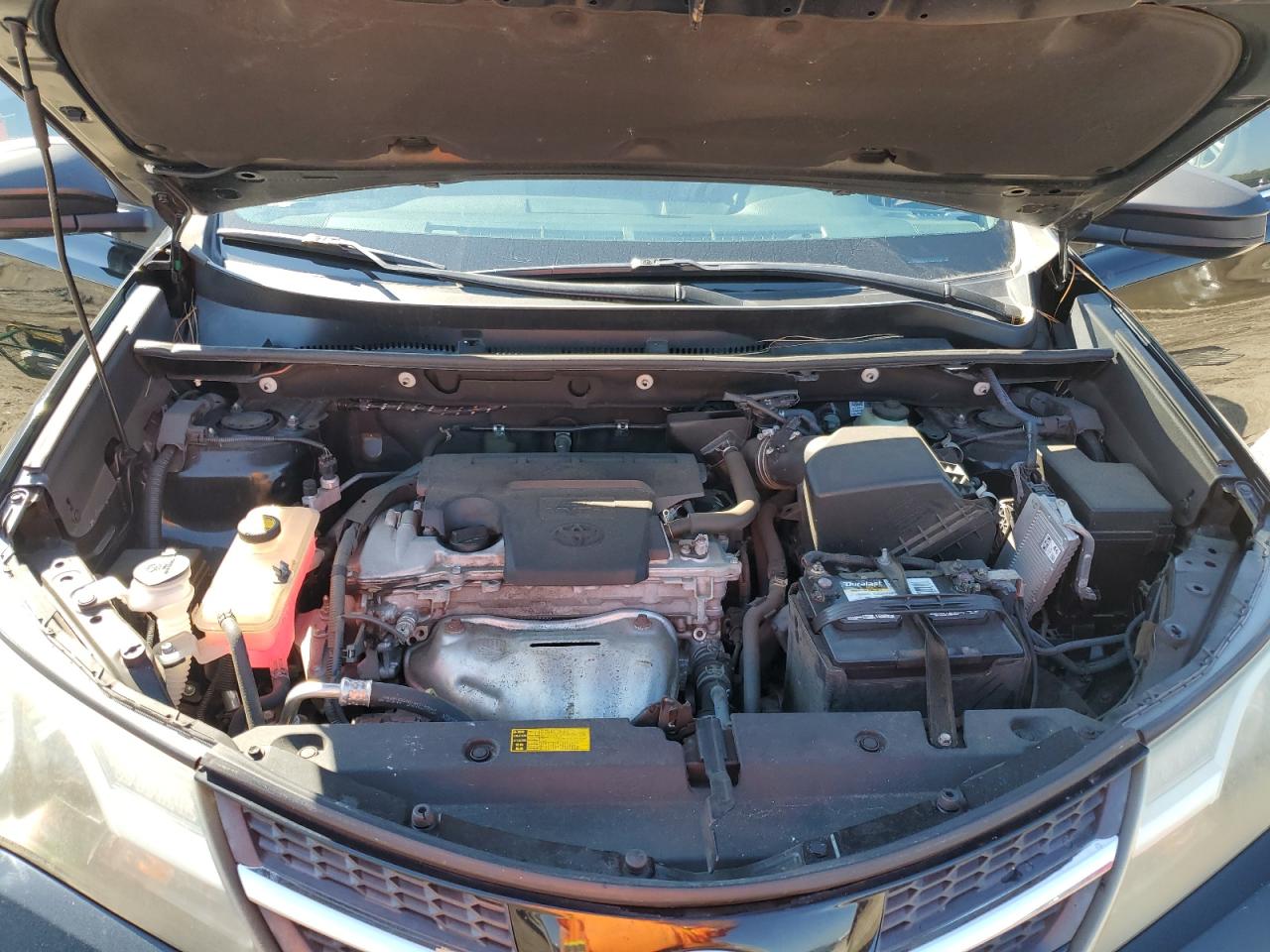 2015 Toyota RAV 4 - Image 13