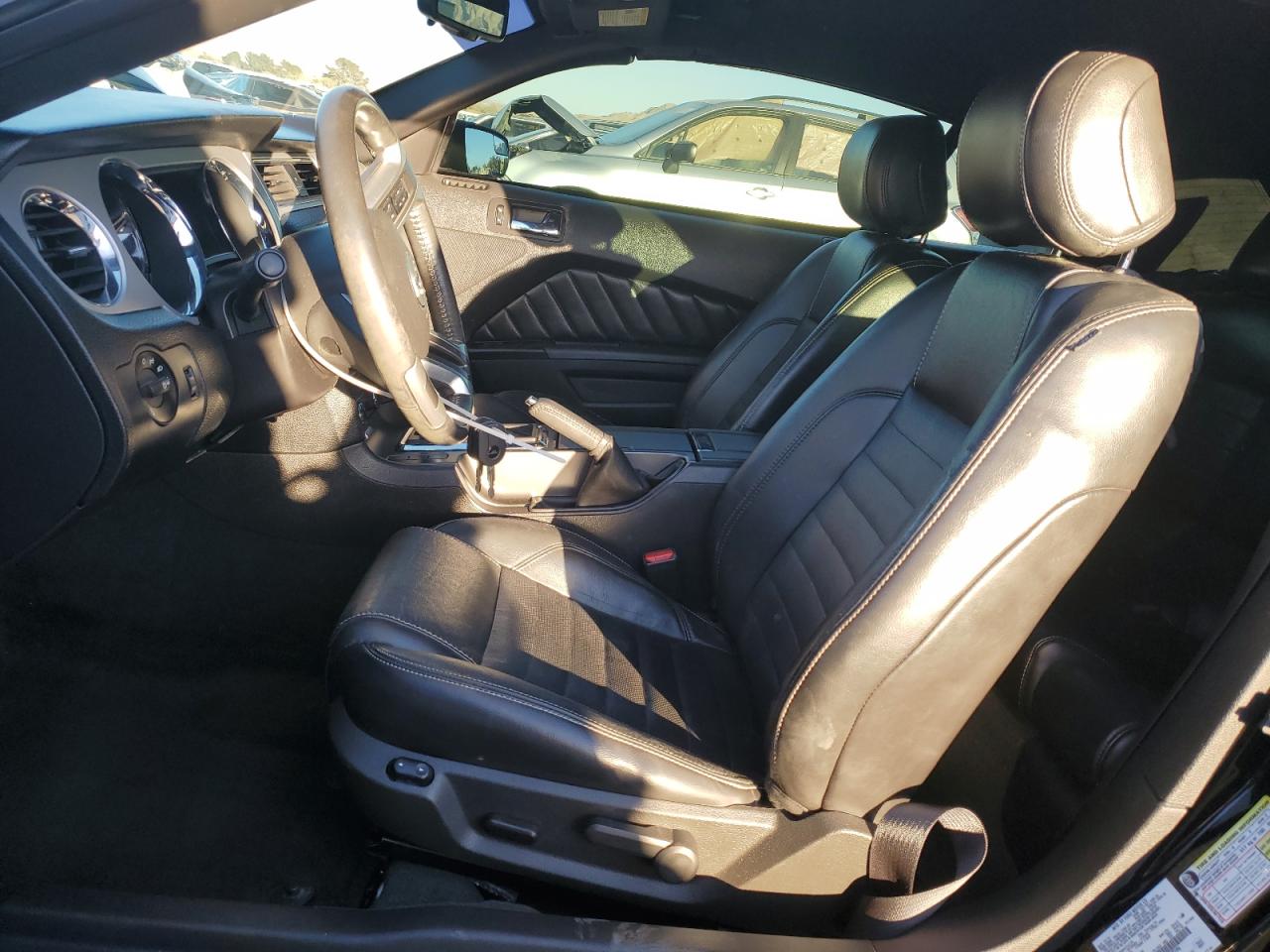 2014 Ford Mustang - Image 7