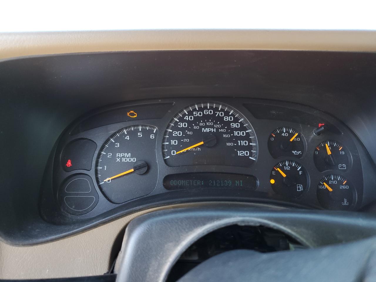2004 Chevrolet Tahoe - Image 9
