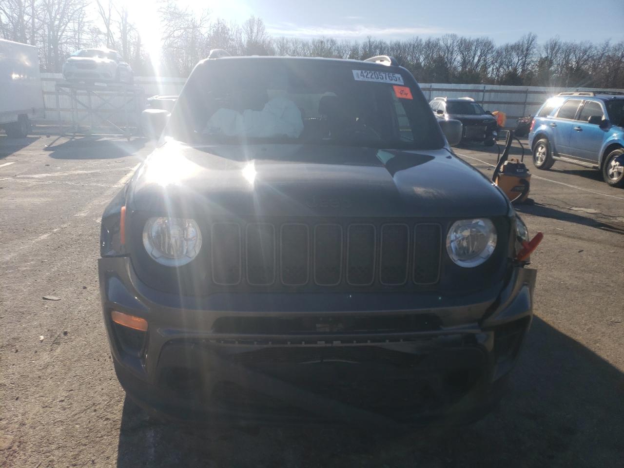 2021 Jeep Renegade - Image 5
