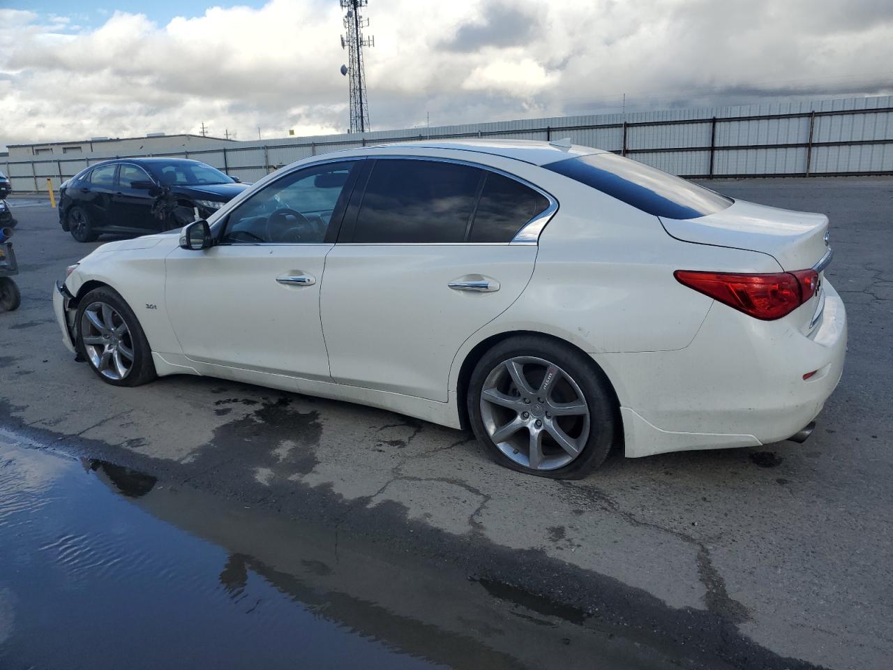 2016 Infiniti Q50 - Image 2
