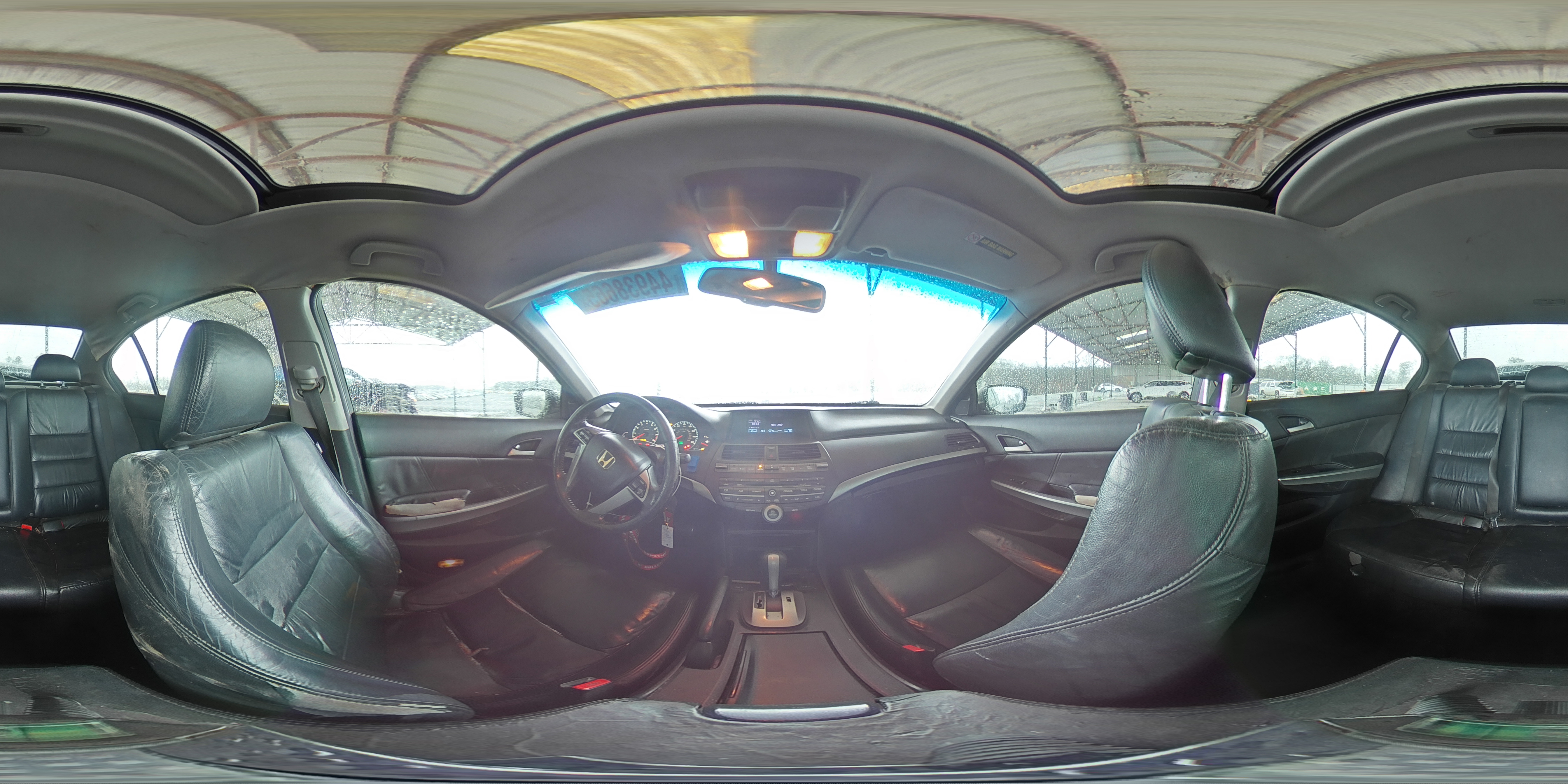 2010 Honda Accord - Image 13