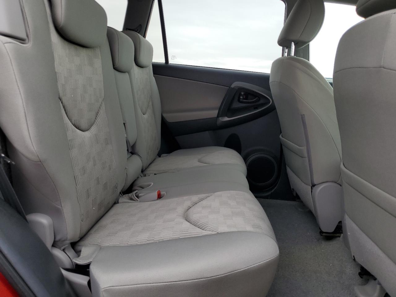 2011 Toyota RAV 4 - Image 10