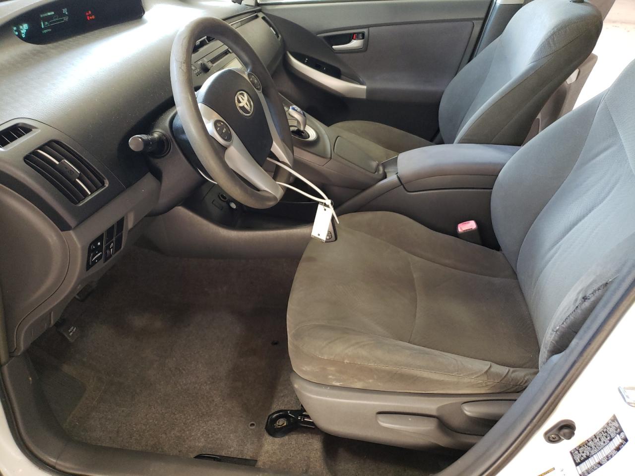 2010 Toyota Prius - Image 7