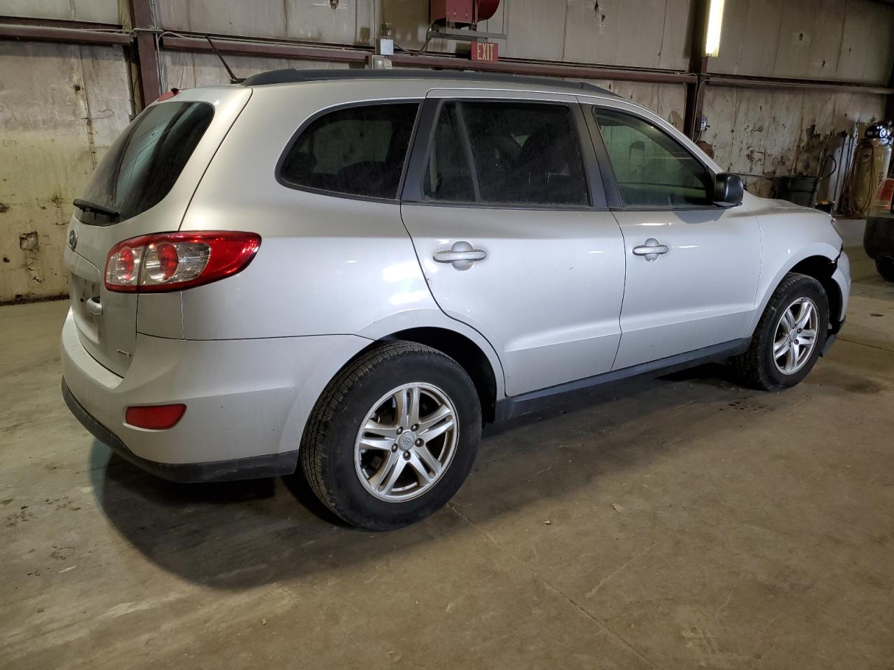 2012 Hyundai Santa Fe - Image 3