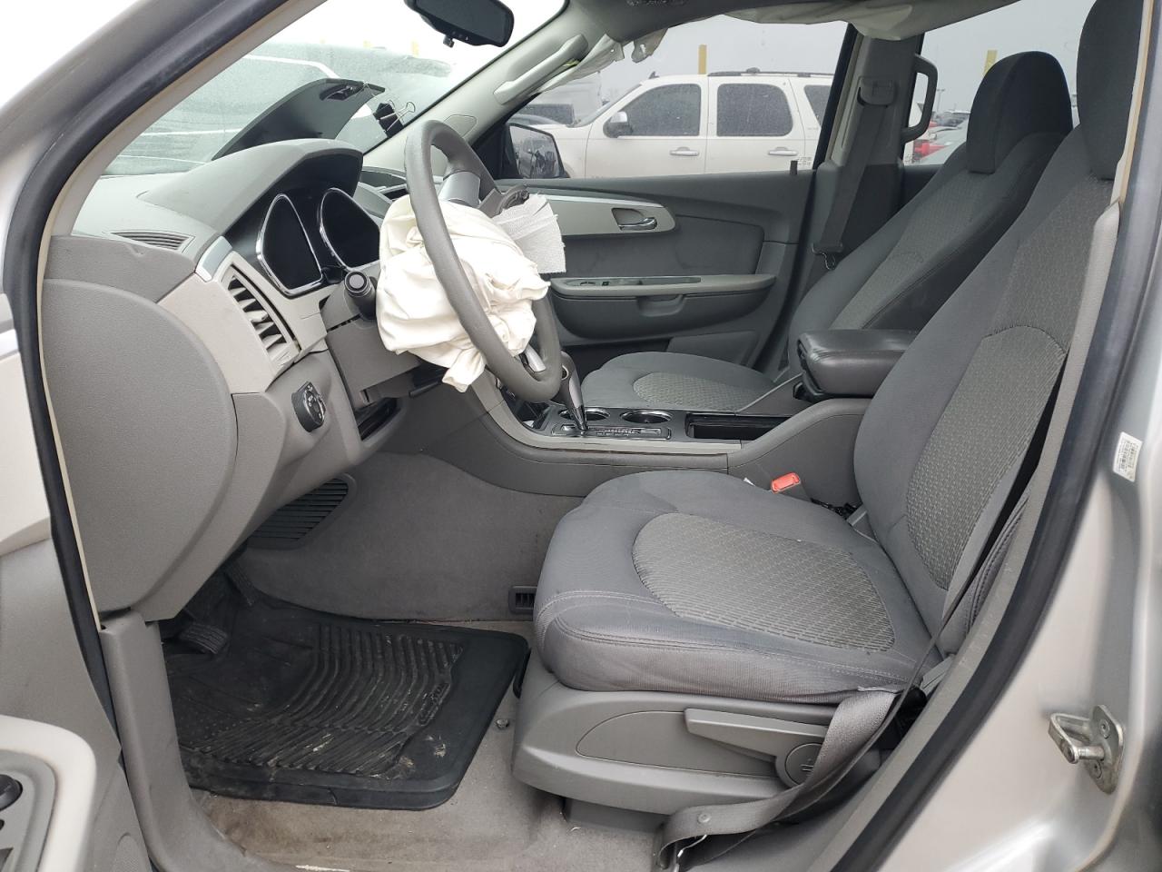 2009 Chevrolet Traverse - Image 7