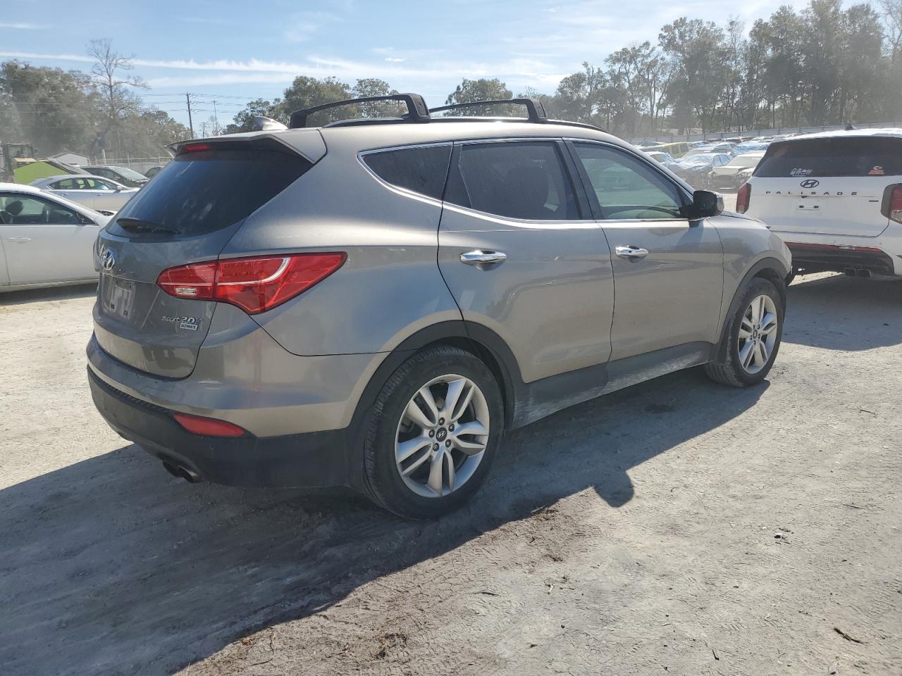 2015 Hyundai Santa Fe - Image 3