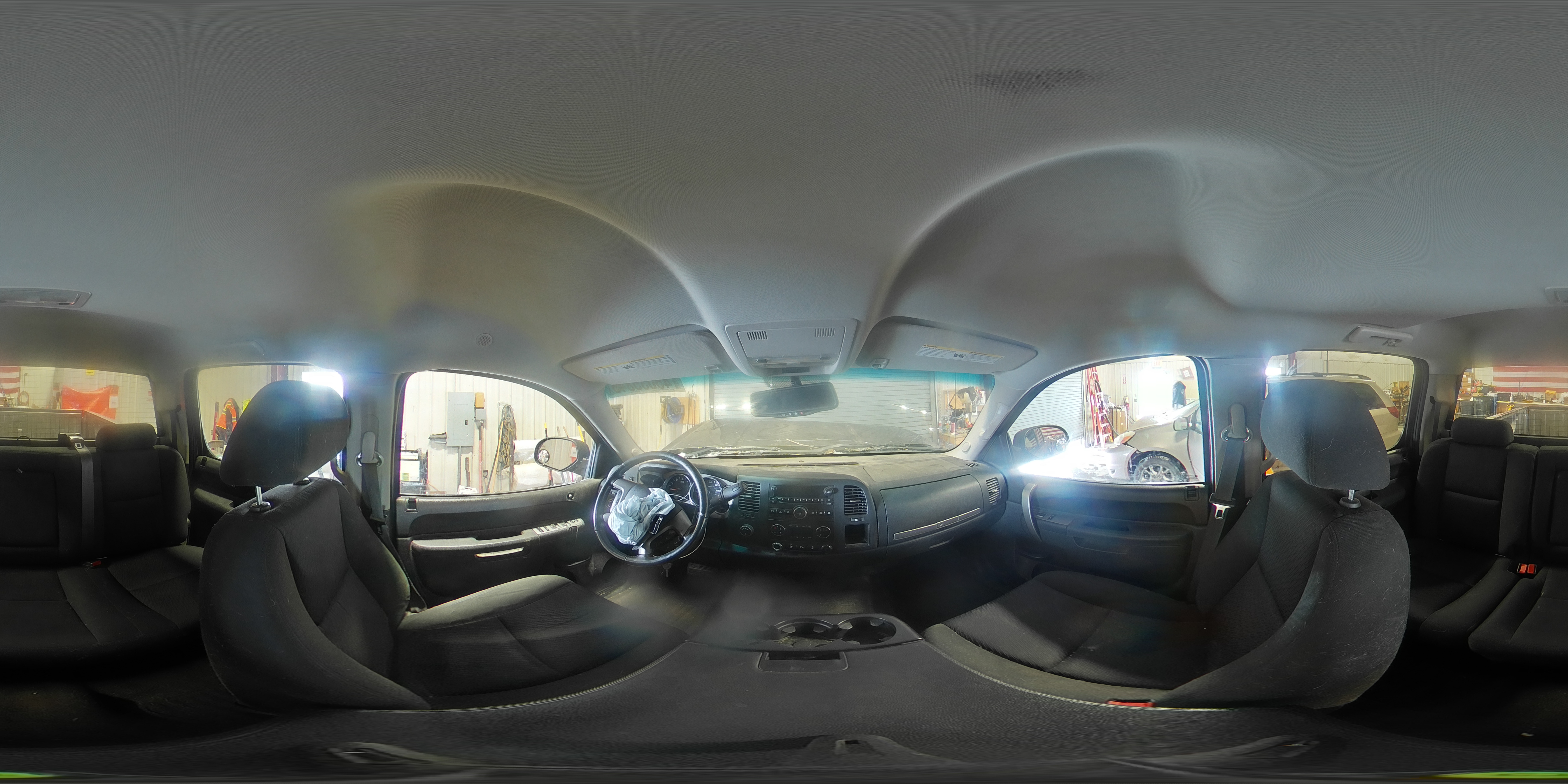 2013 Chevrolet Silverado - Image 13