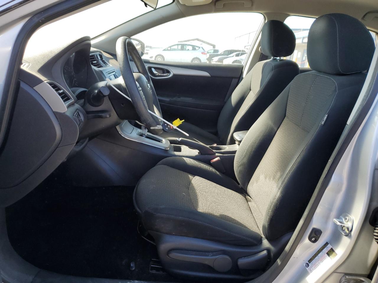 2015 Nissan Sentra - Image 7