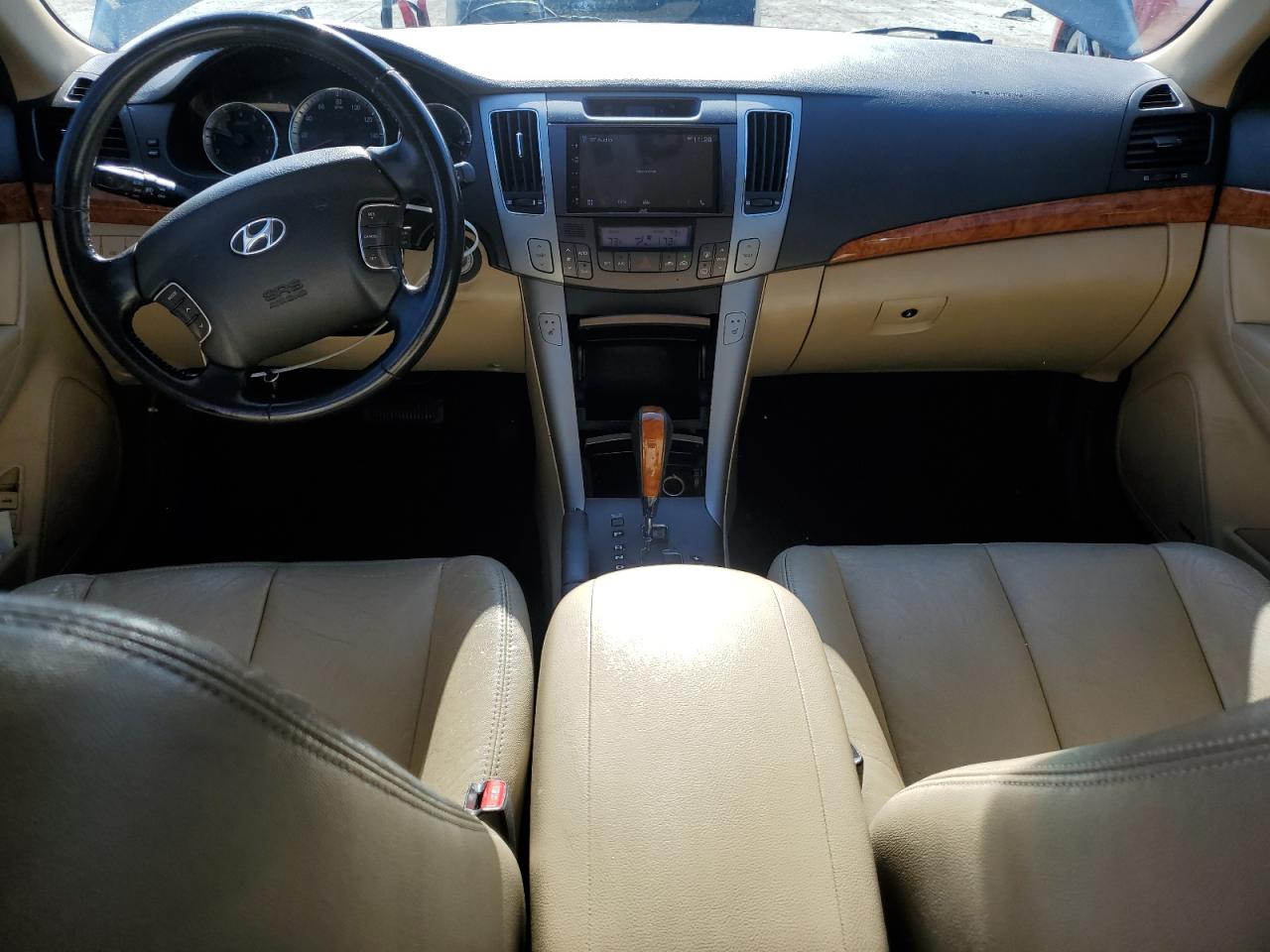 2009 Hyundai Sonata - Image 8
