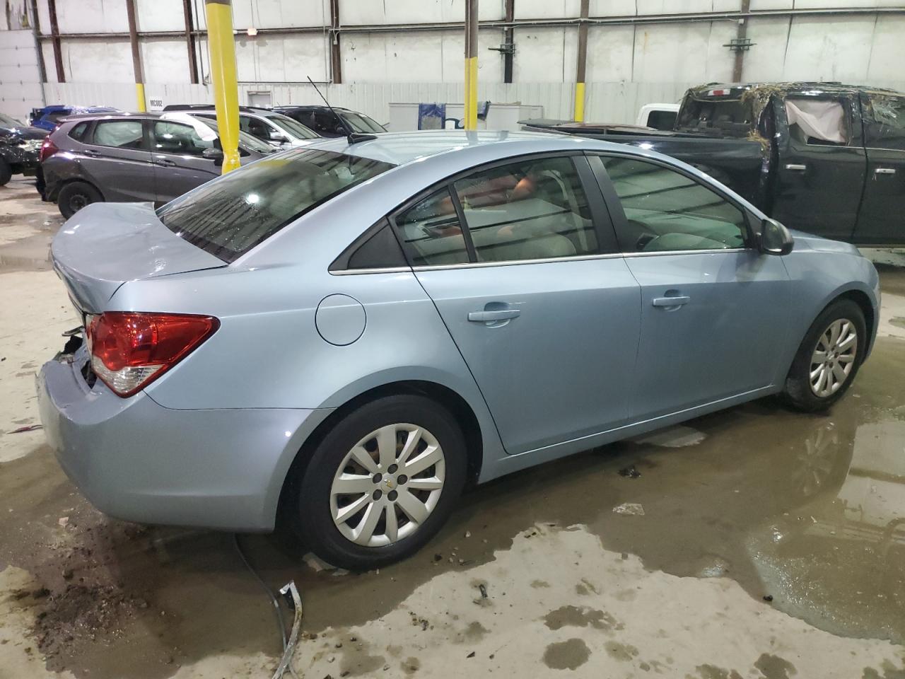 2011 Chevrolet Cruze - Image 3